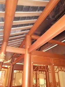 融合古典与现代 阳江仿古木纹结构木纹漆在金属门窗工程中的施工艺术与效果展现